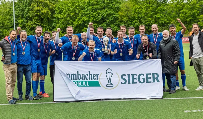 Ü32-Pokal für die TSG Geschichtsbücher in Hagen
