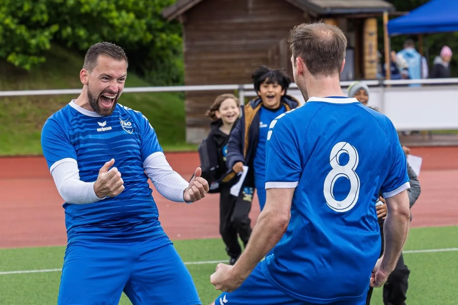 TSG Ü32: RUMBLE IN THE JUNGLE – SHOWDOWN IM DORF!